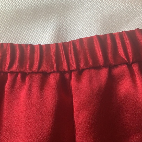 CARLISLE size 12 red silk satin elastic waist lined pants in excellent condition - Picture 5 of 7